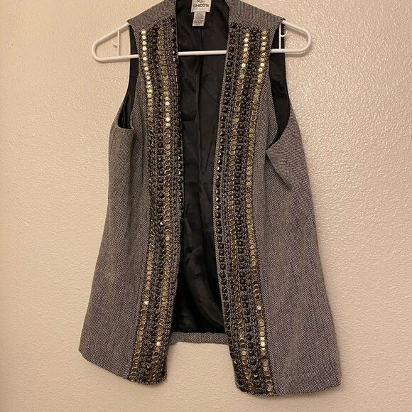 Chicos Embellished studded beaded herringbone tweed Wool Blend Vest gray 0/S/4 - Picture 1 of 9
